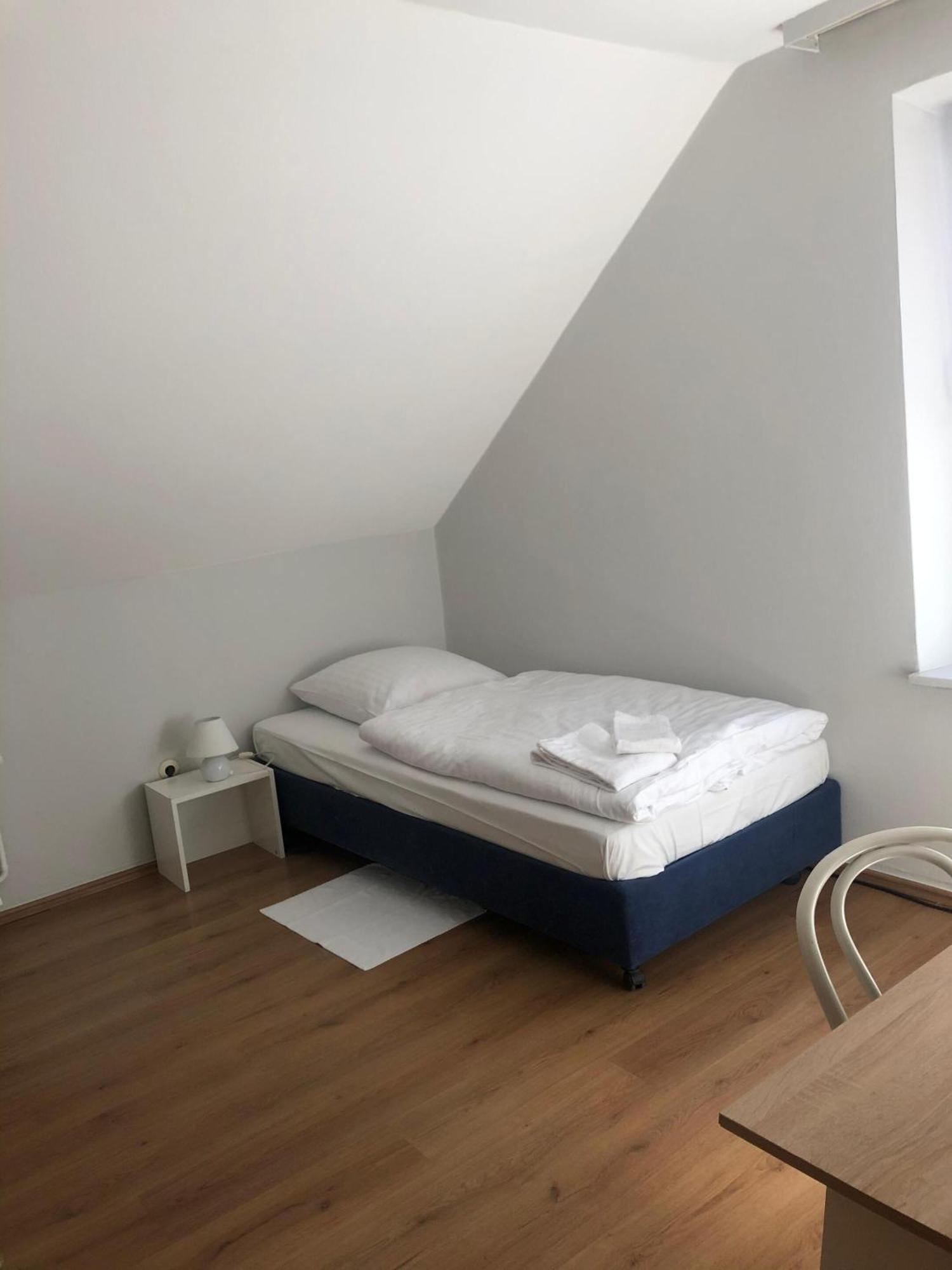 Hotel Schwaferts Wuppertal Room photo